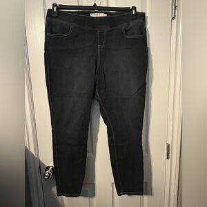 Like New Torrid Women's Dark Wash Lean Jeans
